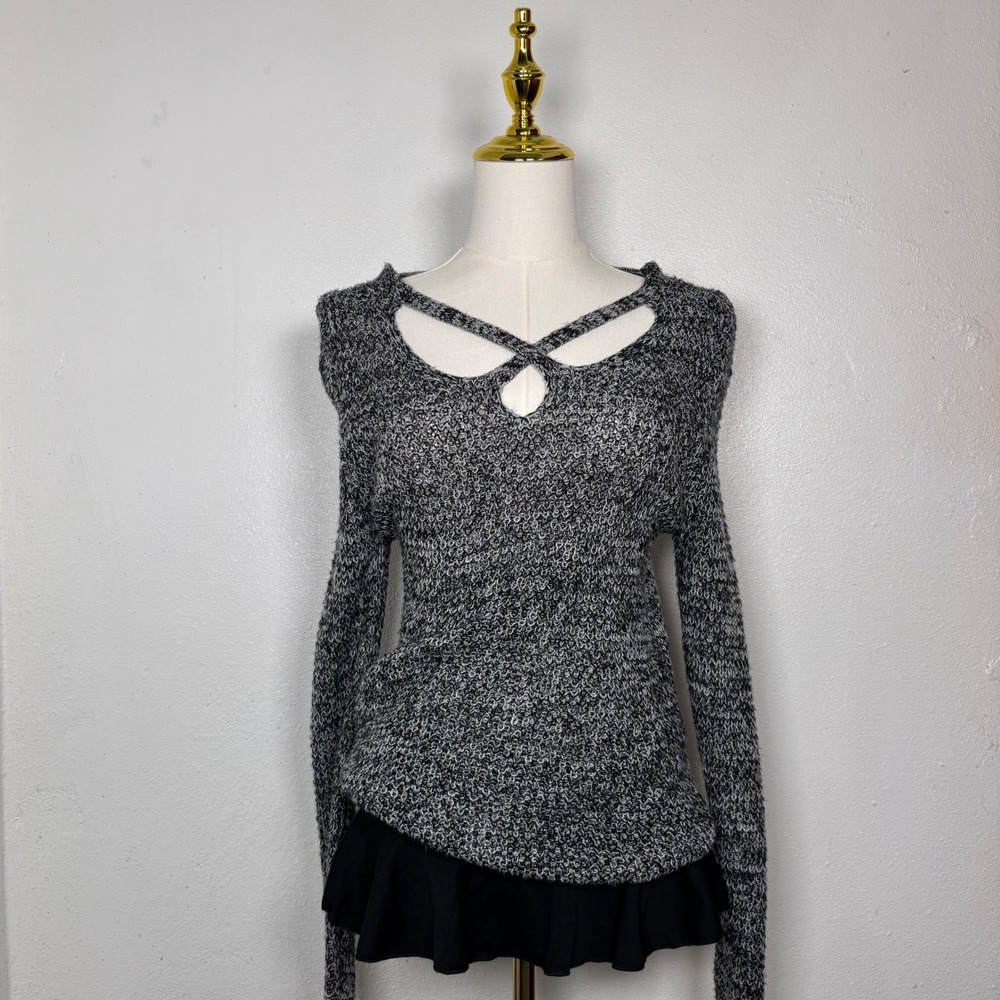 aeropostale black & white knit sweater dainty grunge y2k